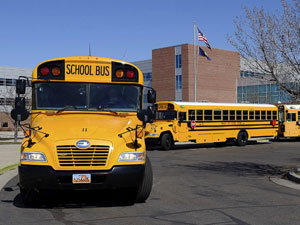buses at murray high school